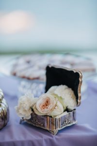A_lavender_elegant_micro_wedding_in_the_Athenian_Riviera_60 5
