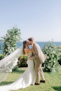 An_emerald_green_micro_wedding_in_the_Athenian_Riviera_34 5