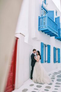 Indigo-blue-copper-wedding-inspiration-in-Mykonos-1 5
