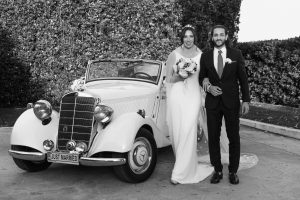 Stylish-Armenian-Wedding-in-Island-Athens-Riviera-69 5
