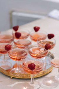 a_luscious_wedding_overlooking_the_caldera_in_santorini_rpsevents_10 5