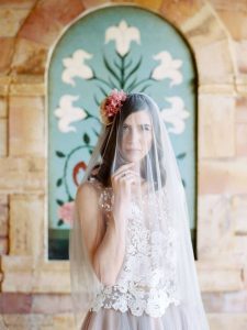 moody_and_romantic_styled_shoot_in_athens_17 5
