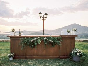 moody_and_romantic_styled_shoot_in_athens_2 5