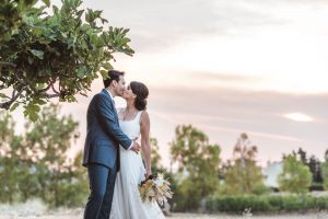 A Moho backyard wedding at a 19th century castle 42 5