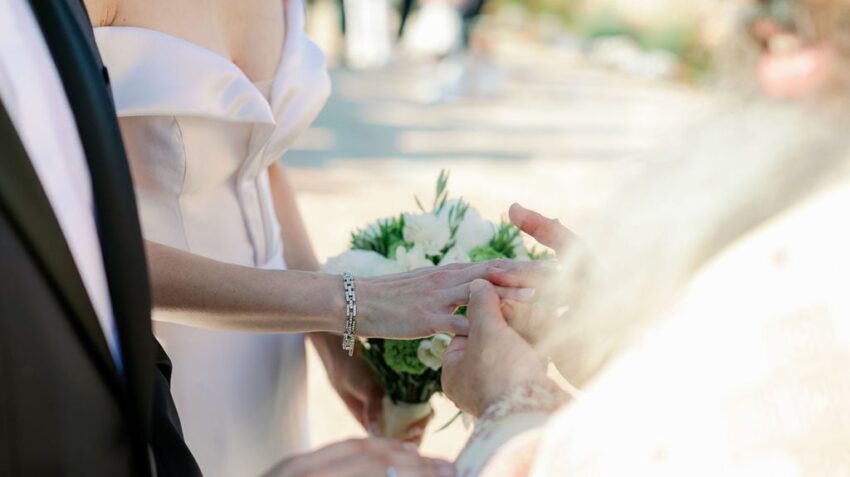 A Natural & Wood-Themed Destination Wedding at Pyrgos Petreza
