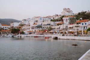 Your Guide to an Amazing Post-Wedding Party in Greece-8 5